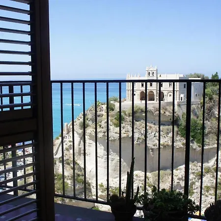 Terrazzino D'amare Tropea